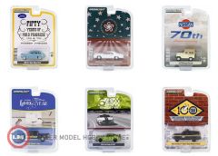 1:64 1976 Cadillac Eldorado Convertible- Anniversary Collection Series 16