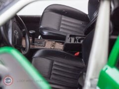 1:18 1992 Mercedes Benz 230E W124 Limousine Polizei