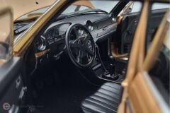 1:18 1982 Mercedes Benz S123 T-Model W123
