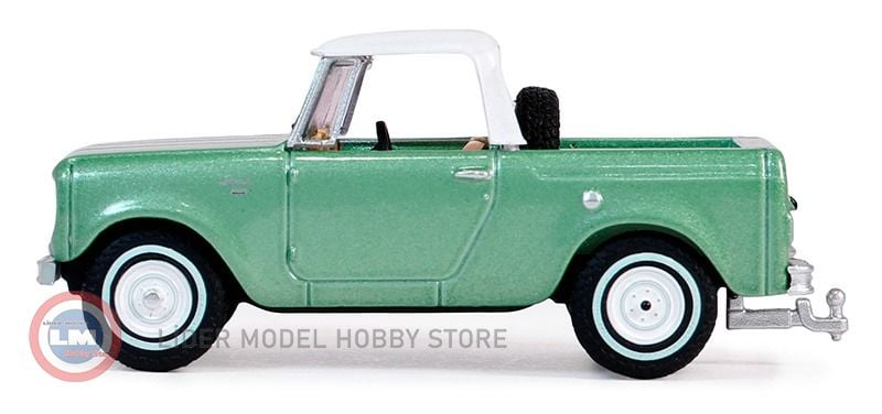 1:64 Greenlight 1965 Harvester Scout Half Cab Pickup in Aspen Green