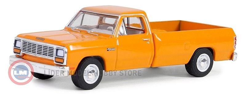 1:64 Greenlight 1982 Dodge Ram D-250 Pickup in DOT Orange