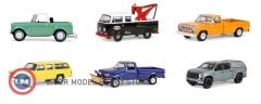 1:64 Greenlight 1982 Dodge Ram D-250 Pickup in DOT Orange