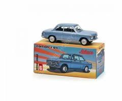 1:64 BMW 2002 #6 Paperbox Edition