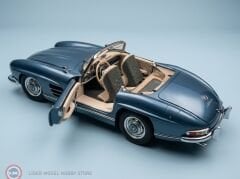 1:18 Mercedes Benz 300 SL W198 Hardtop  Blue