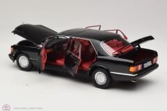 1:18 Norev 1989 Mercedes Benz 560 SEL W126