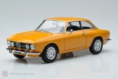 1:18 1970 Alfa Romeo 1750 GTV
