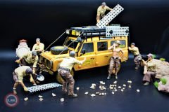 1:18 Mecanic Figure Offroad, Camel Trophy Set