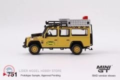 1:64 1989 Land Rover Defender 110 Camel Trophy