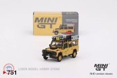 1:64 1989 Land Rover Defender 110 Camel Trophy