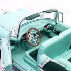 1:18 Road Signature 1956 Chevrolet Belair
