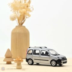 1:43 Norev 2013 Renault Kangoo Street
