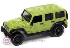 1:64 Autoworld 2013 Jeep Wrangler Unlimited Moab Edition in Gecko Green