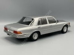 1:18 1972 Mercedes Benz S Class 280 SE W116