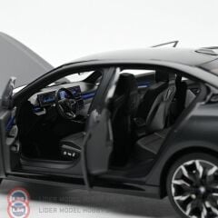 1:18 Minichamps 2023 BMW 5-SERIES i5 (G60)