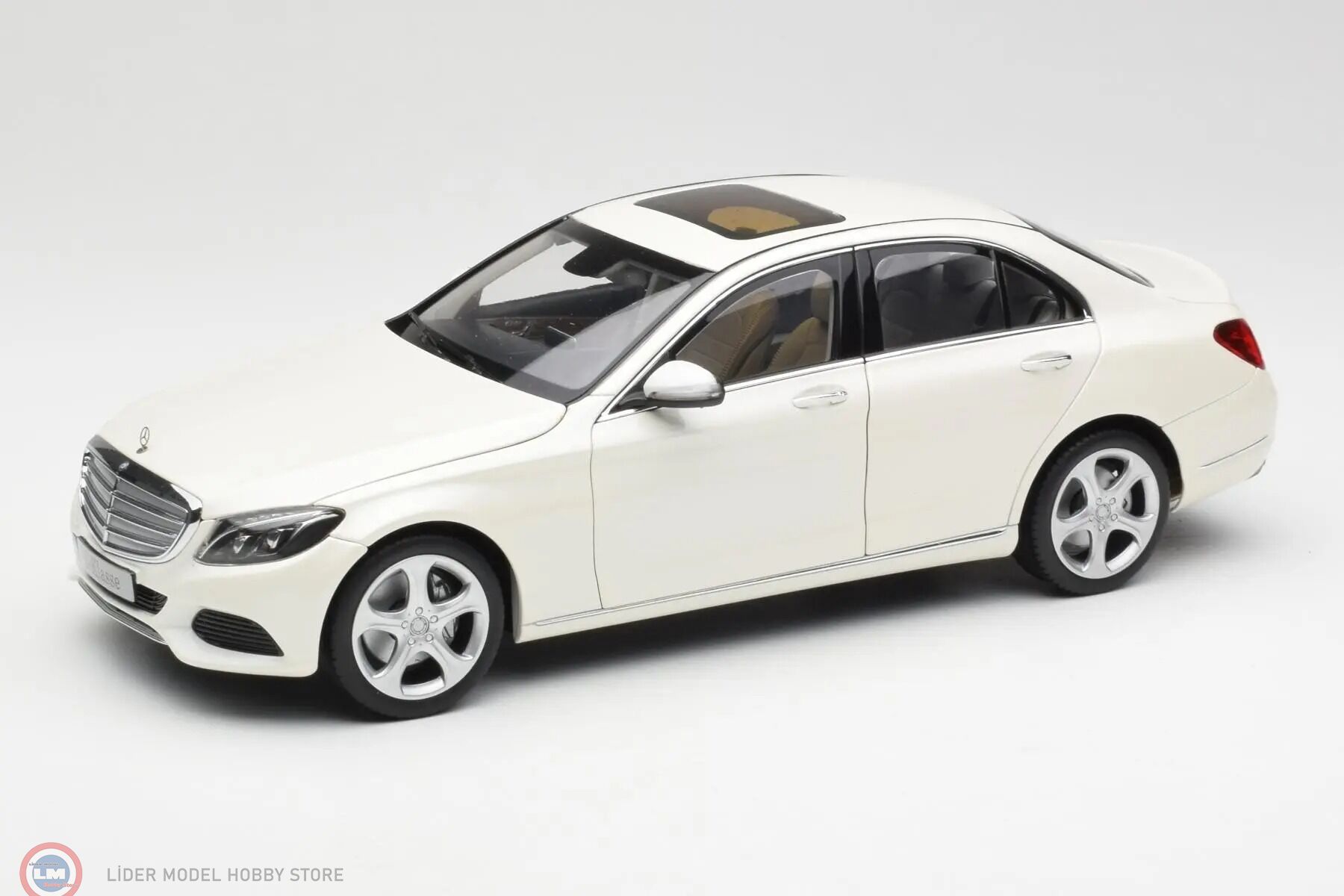 1:18 Norev 2014 Mercedes Benz C Class Elegance Diamond White