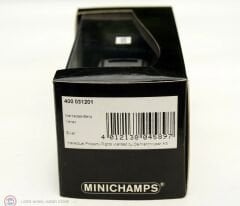1:43 Minichamps 2001 Mercedes Benz VANEO (W414)