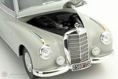 1:18 1955 Mercedes Benz 300 W186