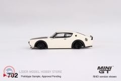 1:64 1973 Nissan SKYLINE KENMERI LIBERTY WALK WHITE