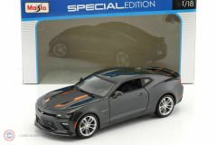 1:18 2017 Chevrolet Camaro