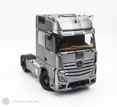 1:18 2020 Mercedes Benz Actros Gigaspace 4x2 Edition 3