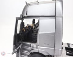 1:18 2020 Mercedes Benz Actros Gigaspace 4x2 Edition 3