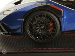 1:18 MR Collection 2024 Lamborghini Huracan STJ