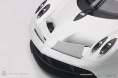 1:12 2011 Pagani Huayra Beyaz
