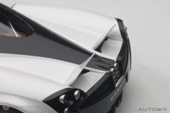1:12 2011 Pagani Huayra Beyaz