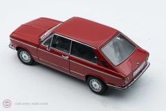 1:18 Autoart 1971 BMW 2000 Touring