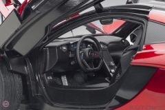 1:12 2013 McLaren P1 Kırmızı