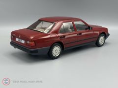 1:18 1984 Mercedes Benz 260E W124 Saloon