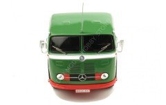1:43 1960 Mercedes Benz LPS 333