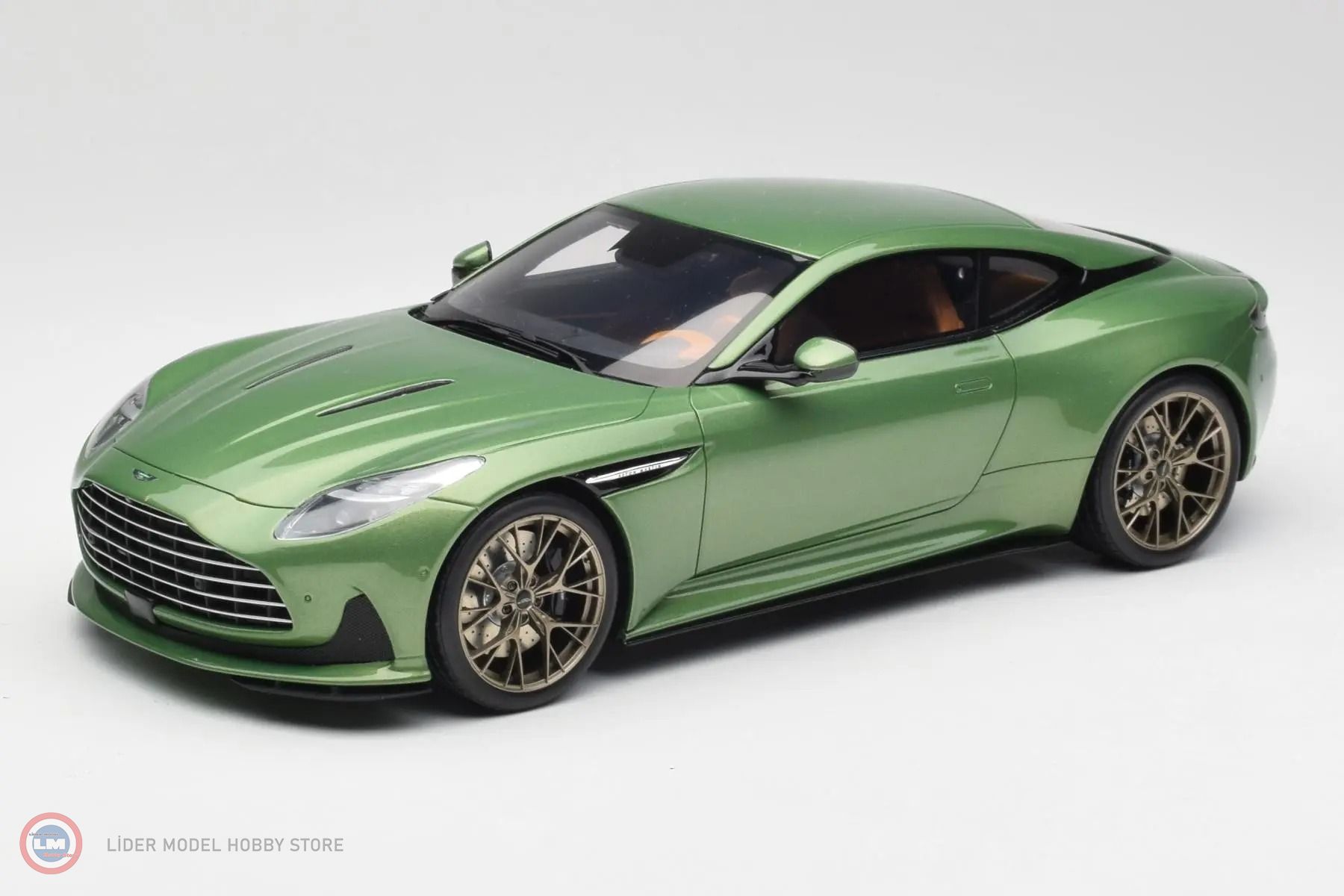 1:18 GT Spirit 2023 Aston Martin DB12 Vantage