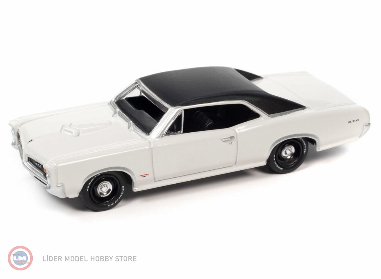 1:64 Johnny Lightning 1966 Pontiac GTO Cameo Ivory