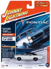 1:64 Johnny Lightning 1966 Pontiac GTO Cameo Ivory