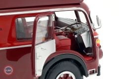 1:18 1957 Ferrari 642 RN2 Bartoletti Ferrari Racetransporter