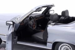 1:18 Norev 1975 Mercedes Benz 450 SL R107 convertible