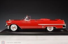 1:18 GLM/Stamp Models 1957 Cadillac Series 62 Convertible Open roof Dakotah Red