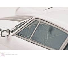 1:18 Porsche 911 Coupe White with Black Stripes