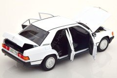 1:18 1984 Mercedes Benz 190e W201