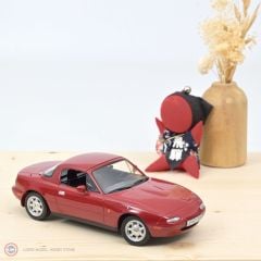 KUSURLU 1:18 Norev 1989 Mazda MX-5 Miata