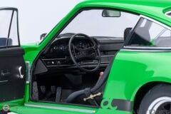 1:18 Autoart 1973 Porsche 911 Carrera 2.7 RS (Viper Green with Black stripes)