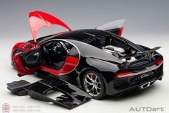1:12 Autoart 2017 Bugatti Chiron (Italian Red  Nocturne Black)