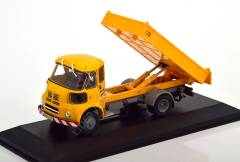 1:43 1962 BMC Sava S66 Mop
