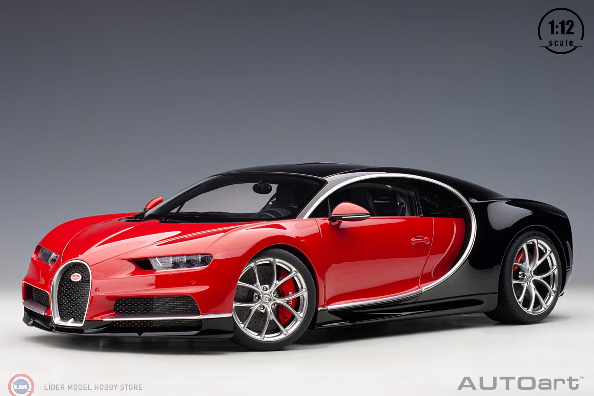 1:12 Autoart 2017 Bugatti Chiron (Italian Red  Nocturne Black)