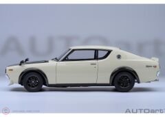 1:18 Autoart 1973 Nissan SKYLINE 2000 GT-R
