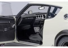 1:18 Autoart 1973 Nissan SKYLINE 2000 GT-R