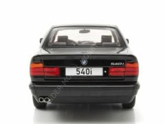 1:18 1992 BMW 5er (E34)