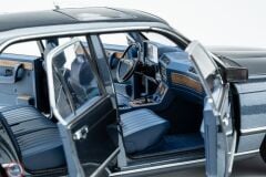 1:18 TOURING MODEL BMW 745i E23 1984 Arctic Blue