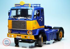 1:18 1965 Volvo F88